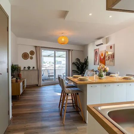 Bright Cocoon In Downtown * Cagnes-sur-Mer